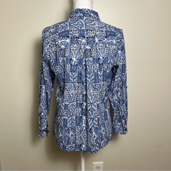 Appleseed’s Petite Blue Button-Down Shirt - Picture 5 of 8